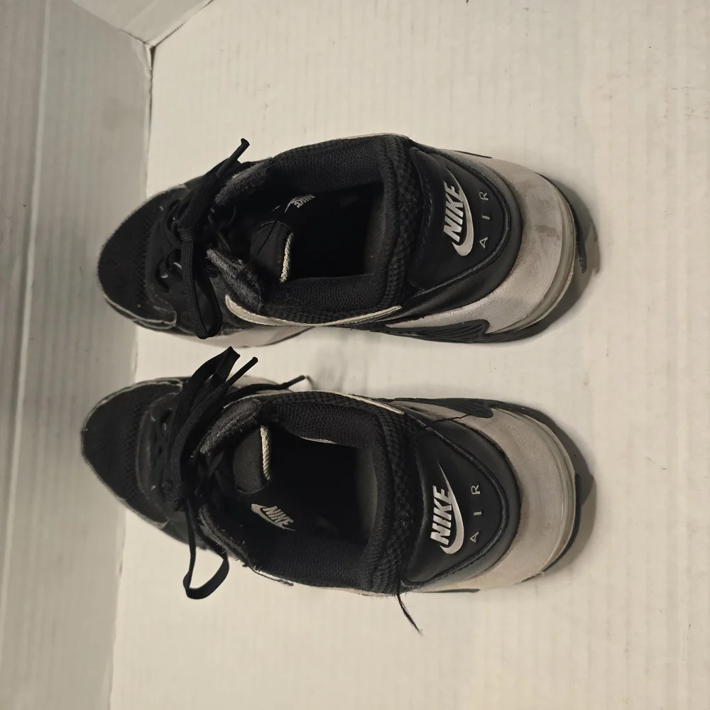 Nike Air Max Black and White Sneakers‎